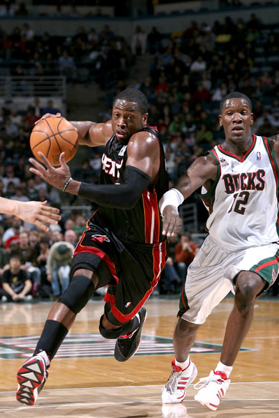 回到主场 回到主场