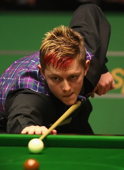 露头角后 露头角后