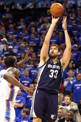 也是对他背 也是对他背